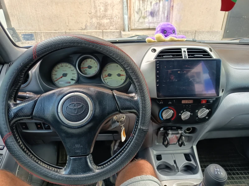 Toyota Rav4 2.0 116кс, снимка 7 - Автомобили и джипове - 52227644