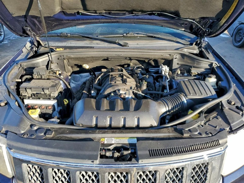 Jeep Grand cherokee 5.7L OVERLAND, снимка 12 - Автомобили и джипове - 53205019