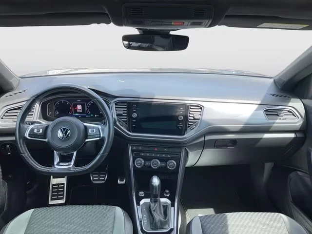 VW T-Roc 2.0TDI/R-DESIGN/150HP/DSG/PANO/LED/CAM/CARPL/599z, снимка 9 - Автомобили и джипове - 55276256