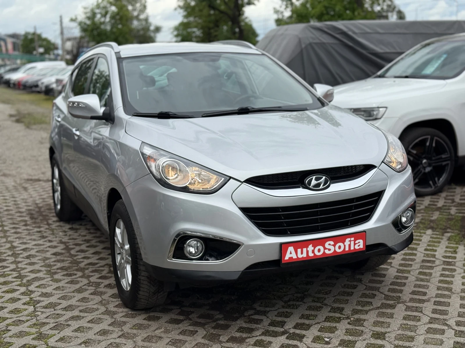 Hyundai IX35 2.0i / 4X4 / 154х. км. СЕРВИЗНА ИСТОРИЯ - изображение 3