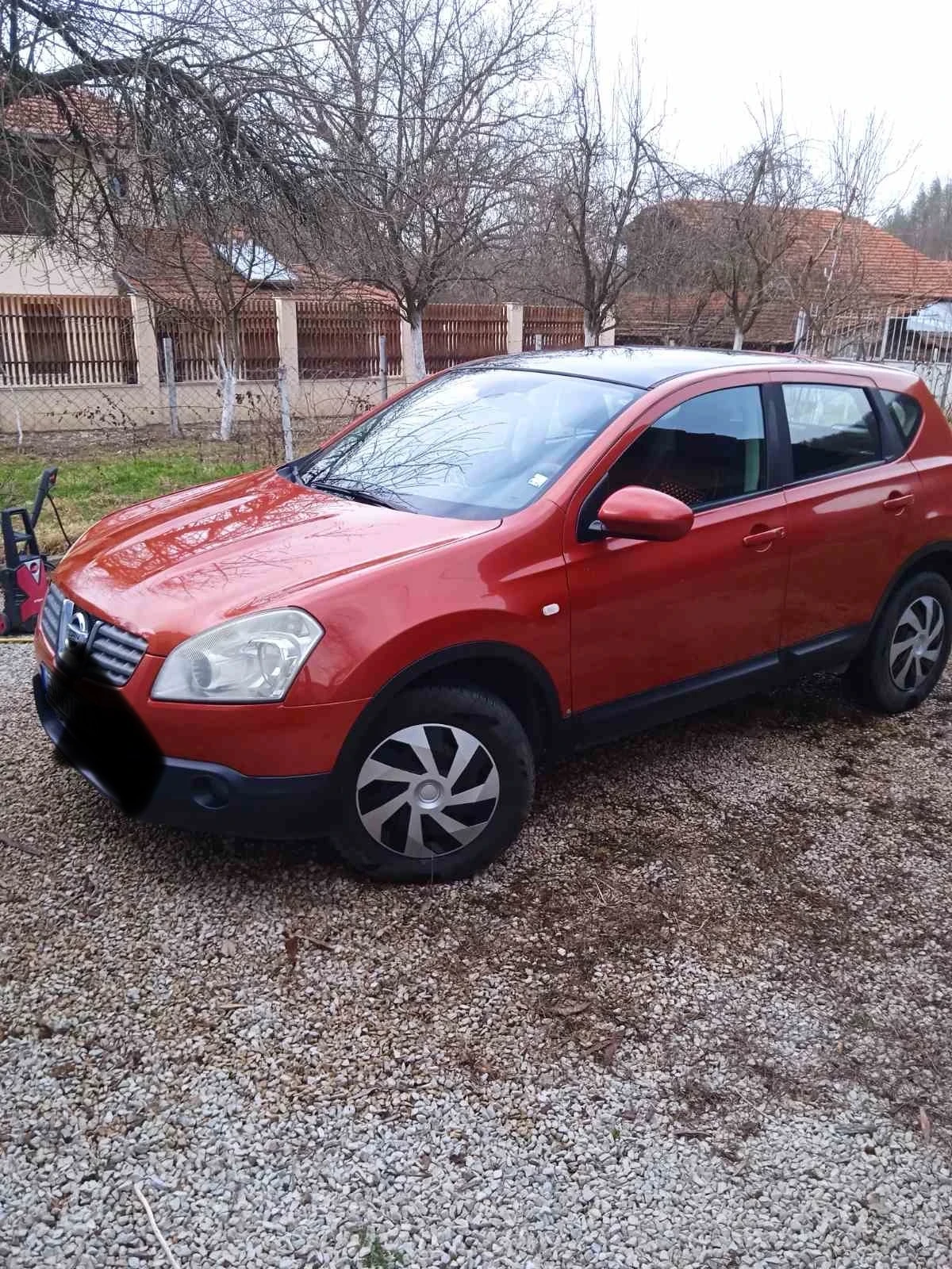 Nissan Qashqai SUV - изображение 2