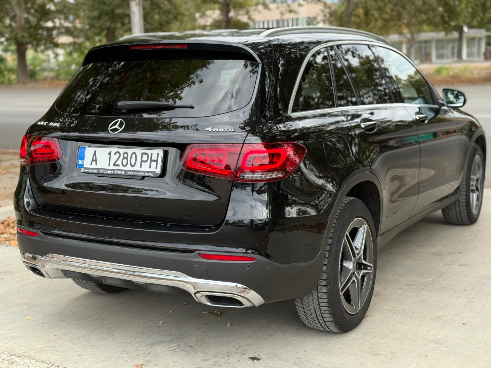 Mercedes-Benz GLC 300 DISTR* ПОДГР* М.ТОЧК* DIGITAL* КАМЕРА/360* 30хил.к - изображение 2