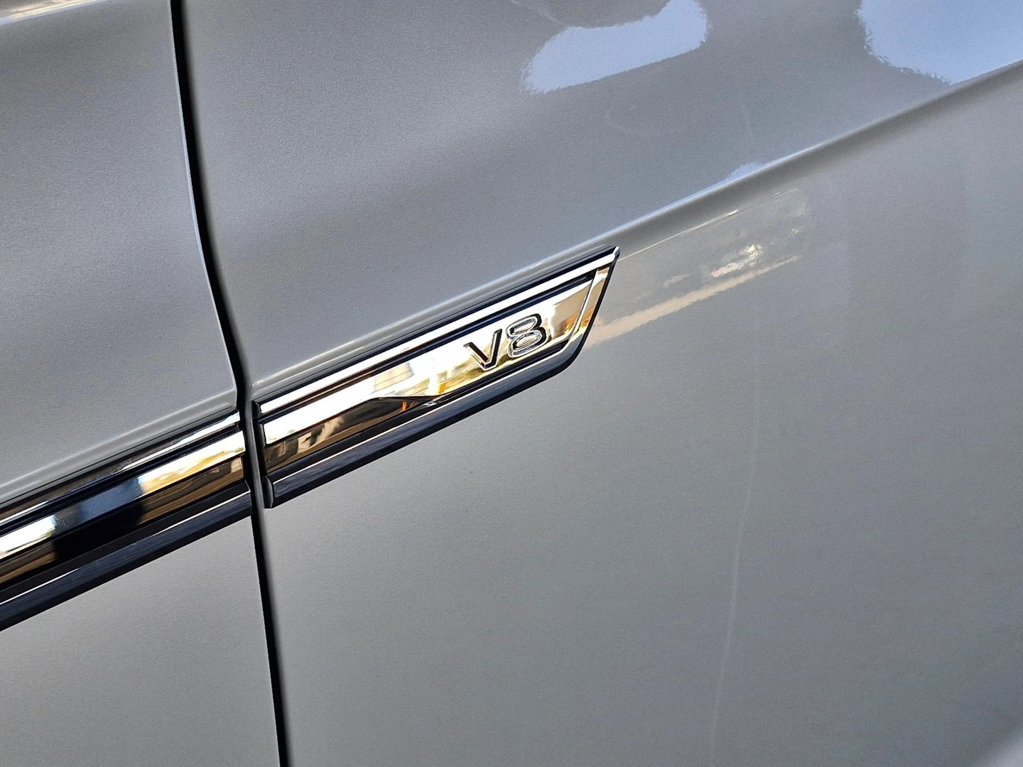 VW Touareg V8 TDI BMT 4MOTION - изображение 9