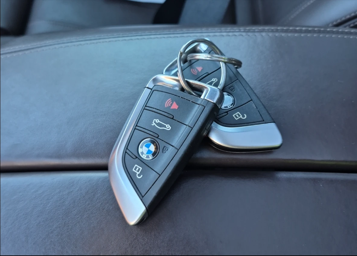 BMW X5 XDRIVE50I - изображение 6