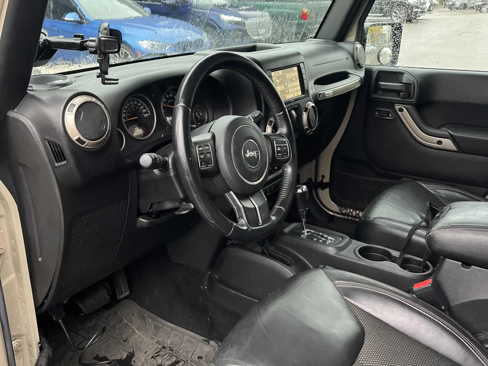 Jeep Wrangler * 75th Anniversa* CARFAX * БЕЗ ПЪРВОНАЧАЛНА ВНОСКА - изображение 6