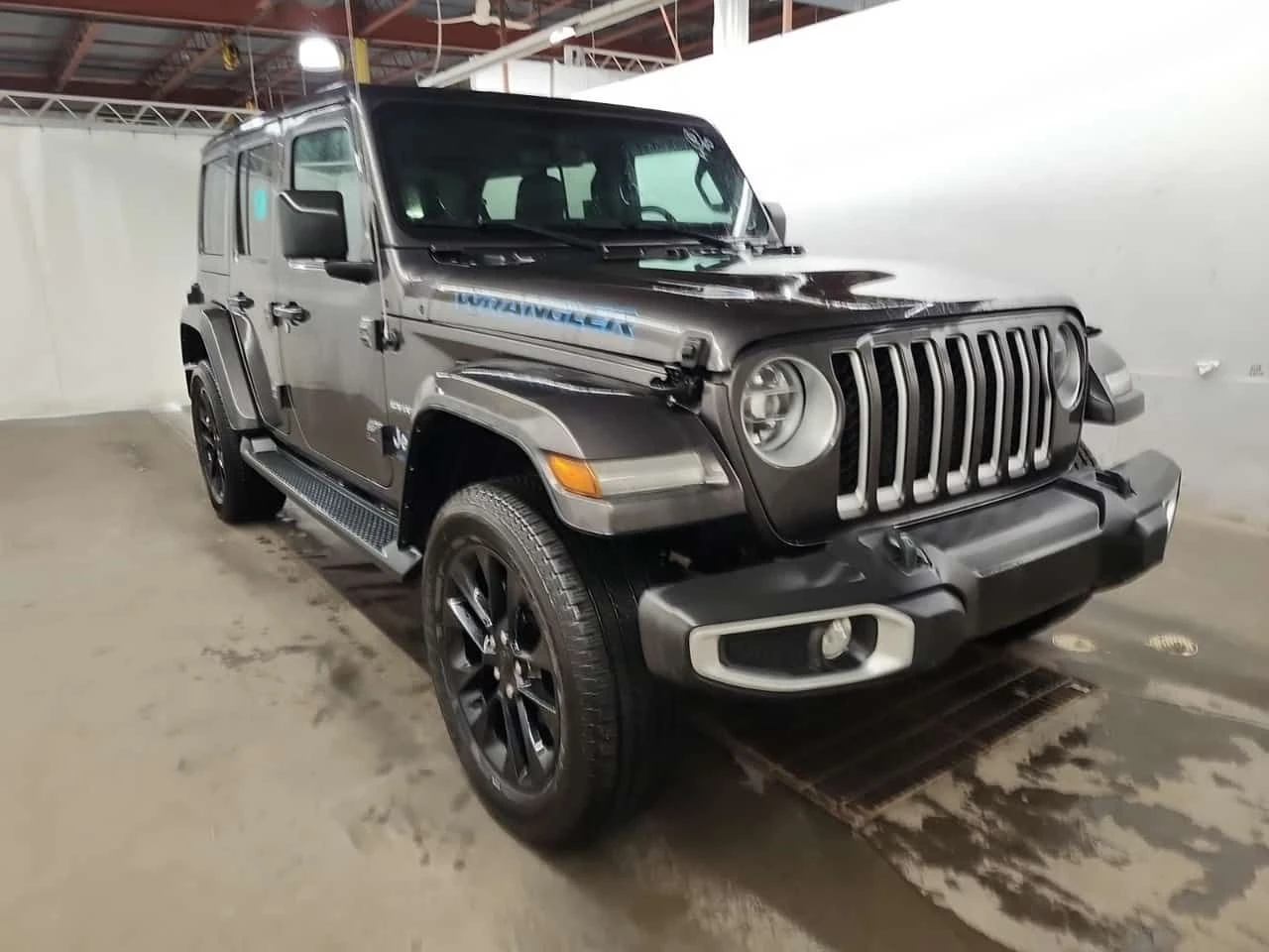 Jeep Wrangler * UNLIMITED SAHARA * ПОДГРЕВИ* КАМЕРА* CARFAX - изображение 2