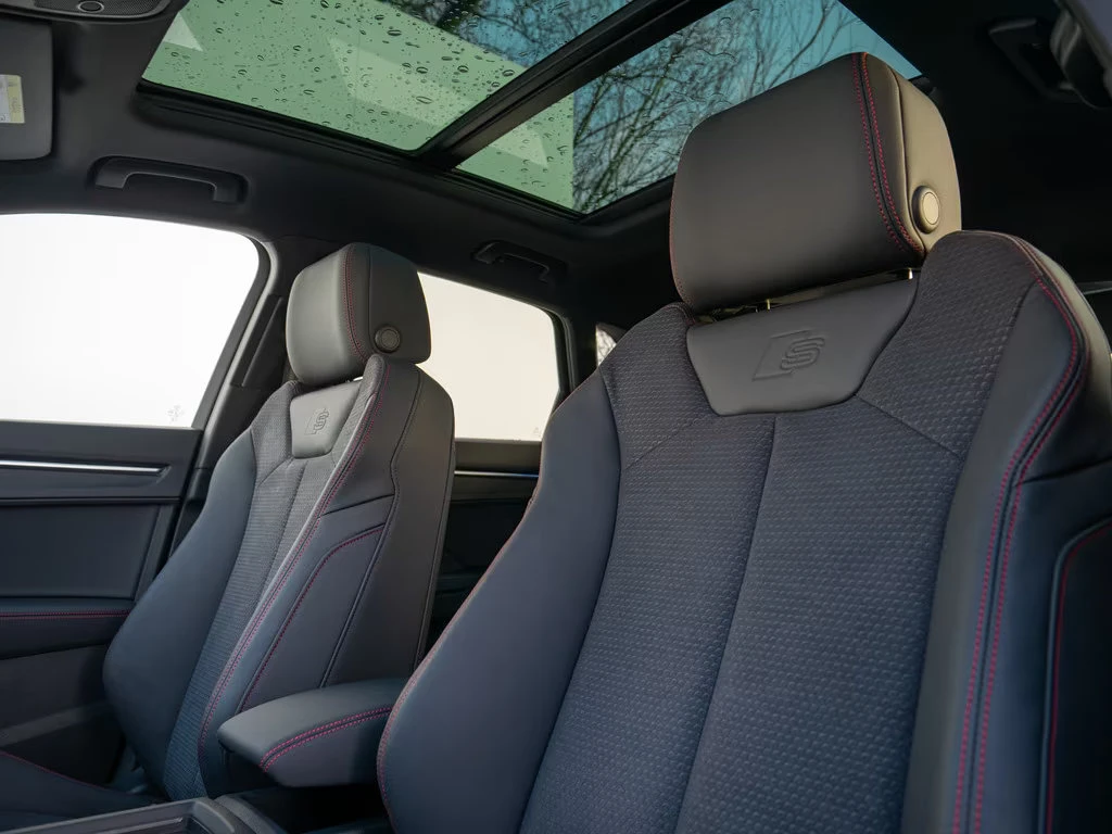 Audi Q3 40TFSI/190HP/QUATTRO/360/PANO/SONOS/MEMO/277q, снимка 4 - Автомобили и джипове - 54470464