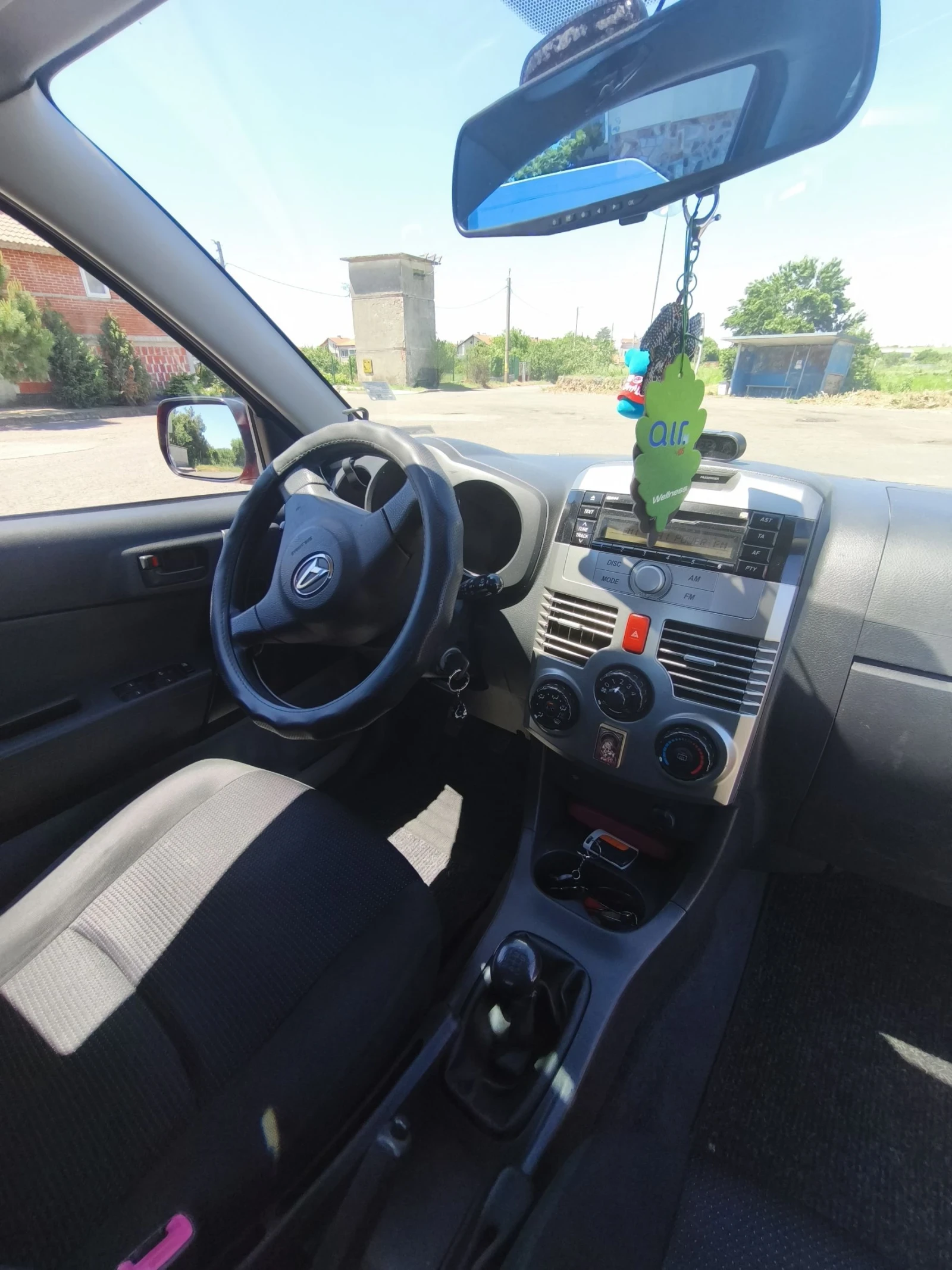 Daihatsu Terios 1.5, снимка 12 - Автомобили и джипове - 54719370