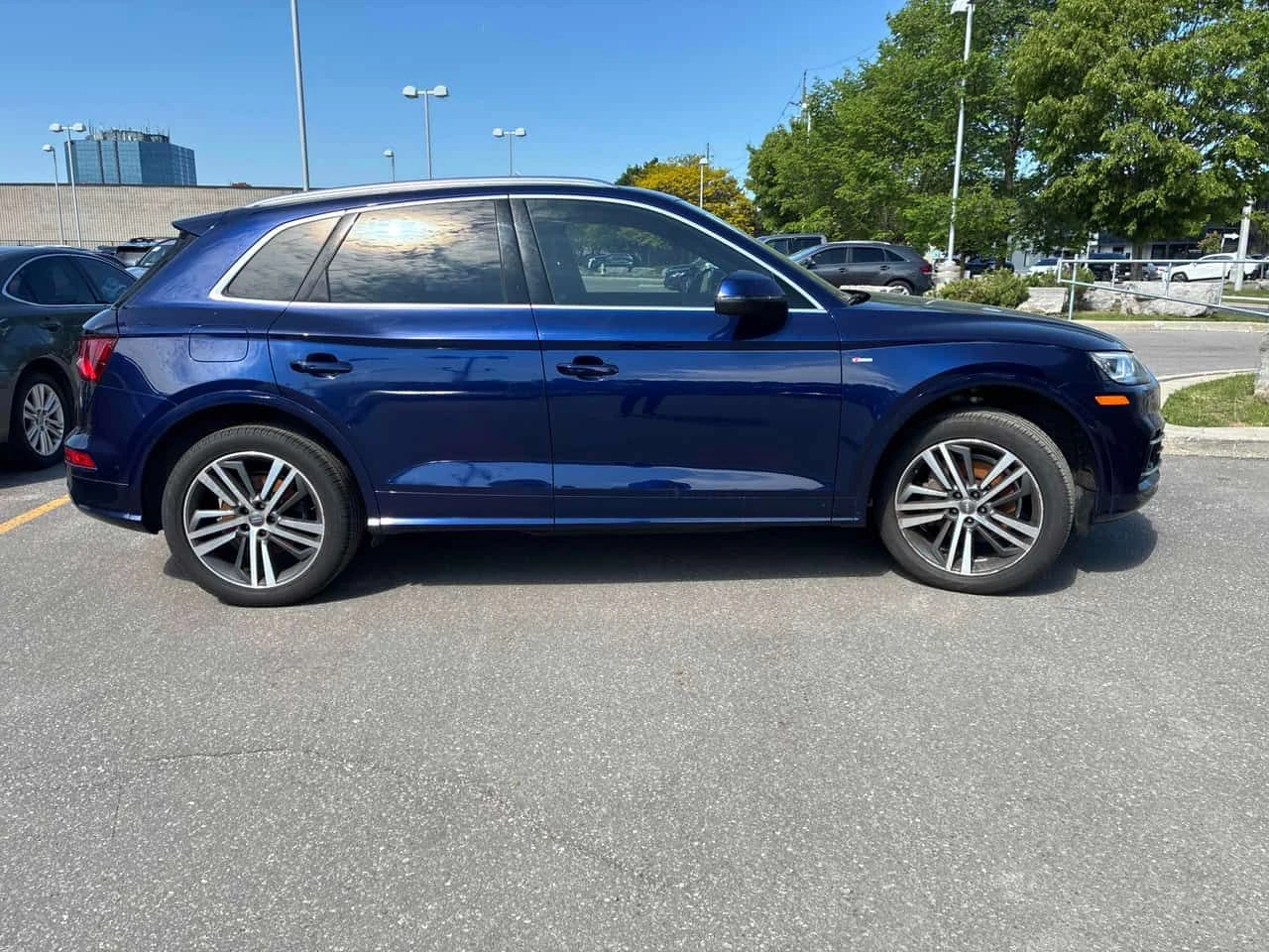 Audi Q5 * Technik * CARFAX * БЕЗ ПЪРВОНАЧАЛНА ВНОСКА, снимка 3 - Автомобили и джипове - 54759211