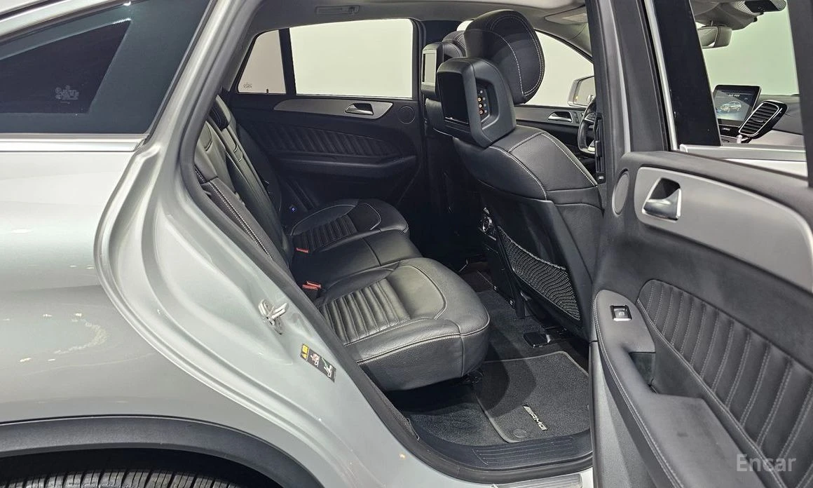 Mercedes-Benz GLE 350, снимка 11 - Автомобили и джипове - 54789314