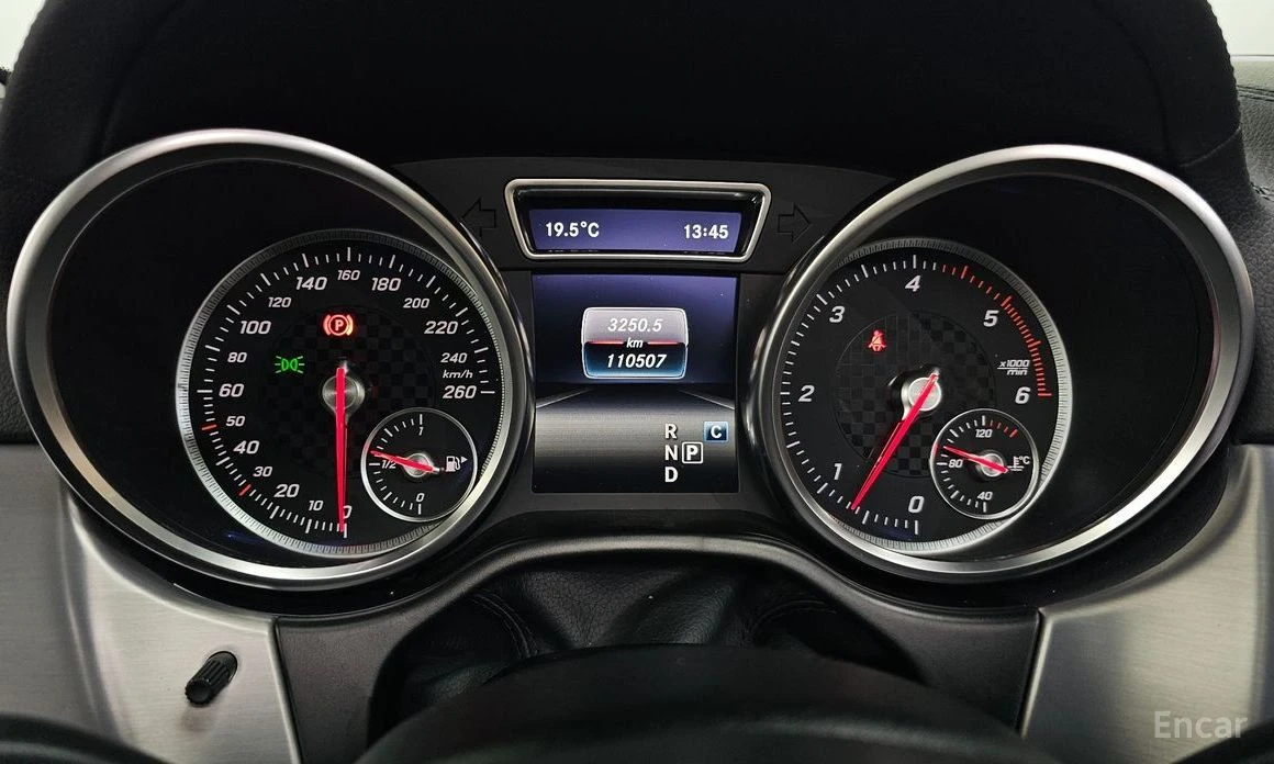 Mercedes-Benz GLE 350, снимка 8 - Автомобили и джипове - 54789314