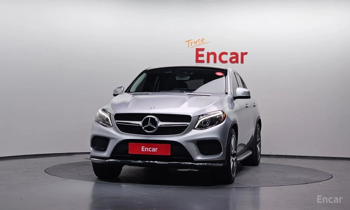Mercedes-Benz GLE 350, снимка 3 - Автомобили и джипове - 54789314