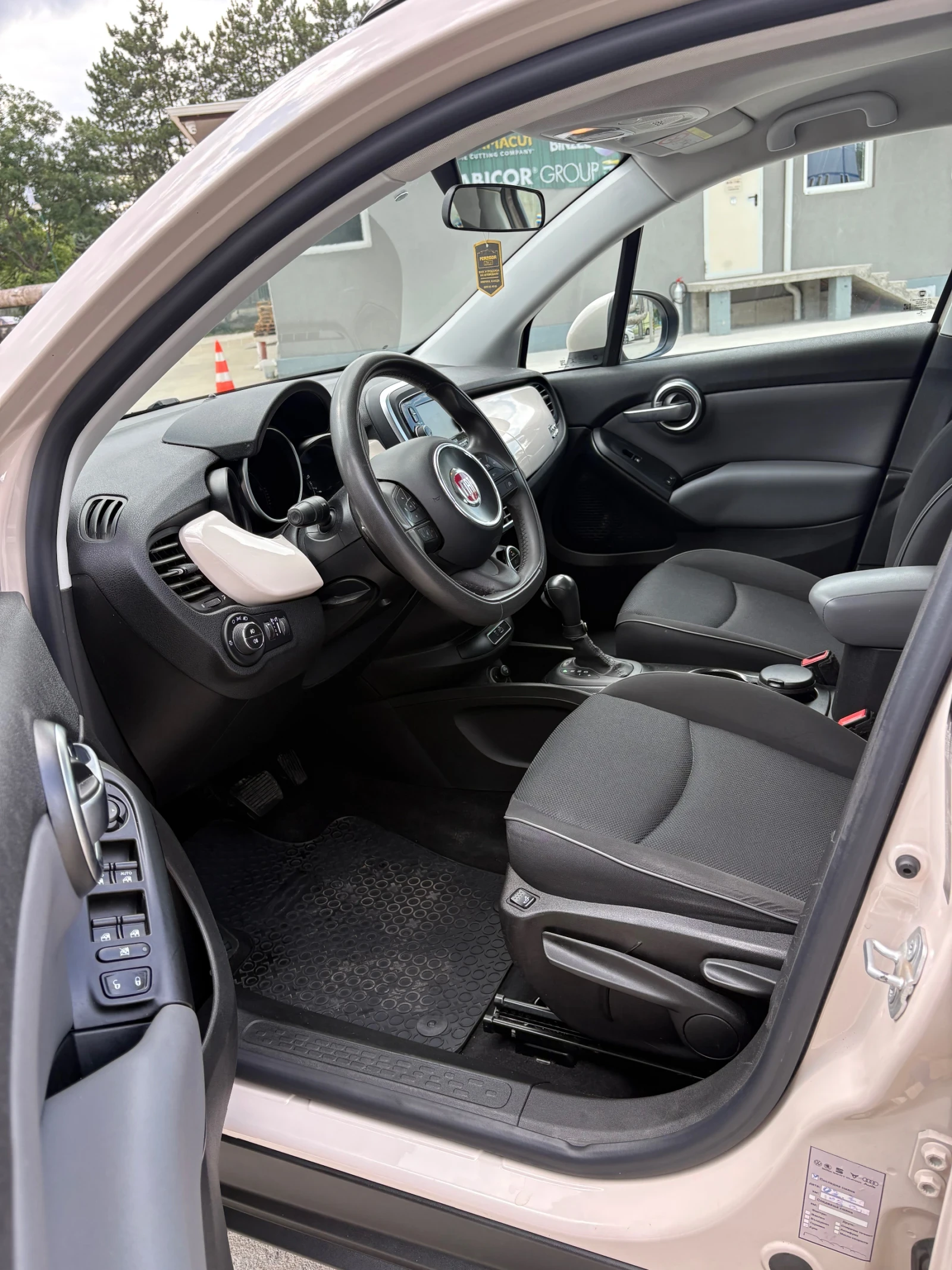 Fiat 500X 4x2 Automatic 140hp 109x km TOP, снимка 13 - Автомобили и джипове - 55182259