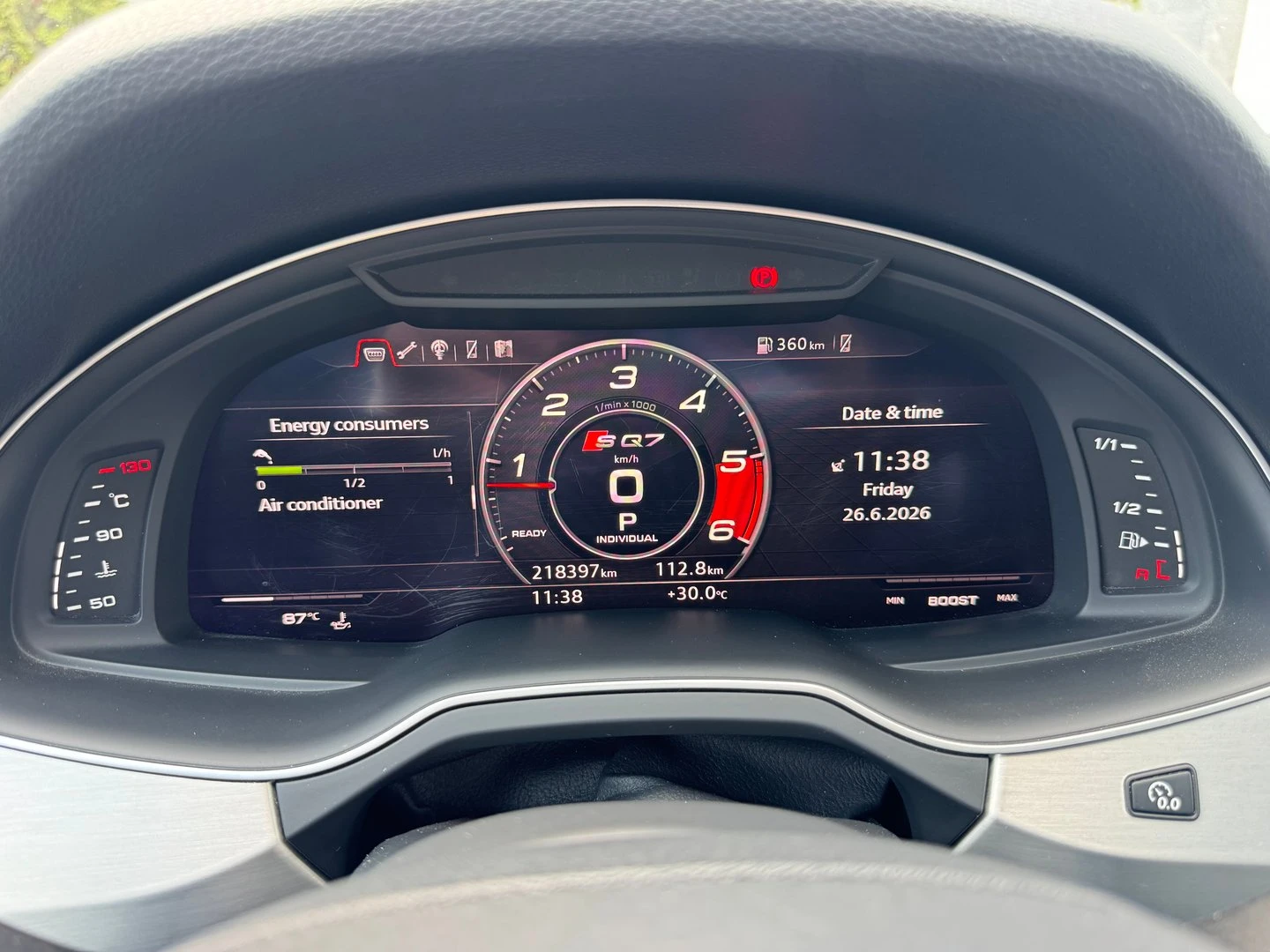 Audi SQ7, снимка 17 - Автомобили и джипове - 56421787