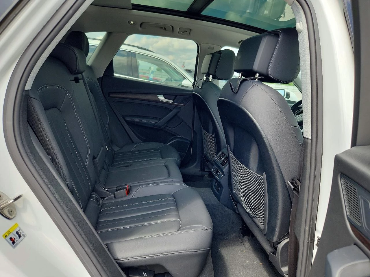 Audi Q5 2.0l Premium Plus 45, снимка 10 - Автомобили и джипове - 55802387