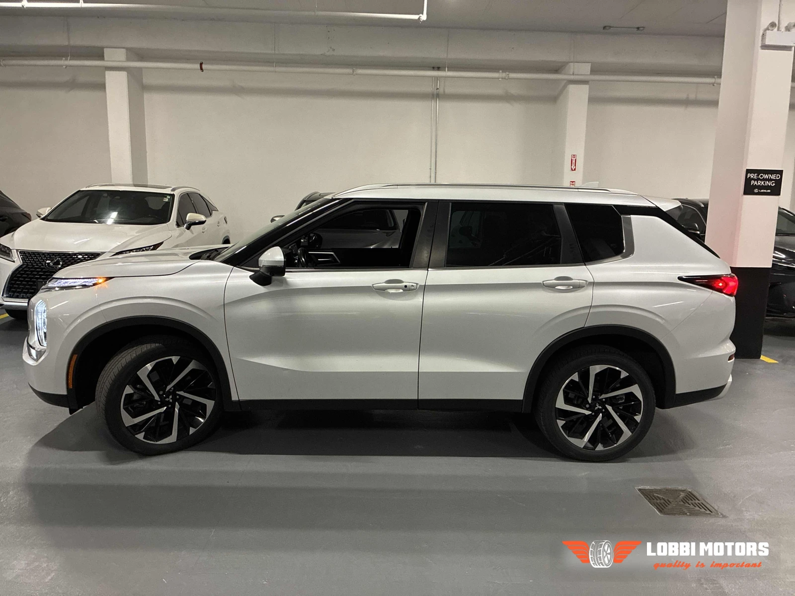 Mitsubishi Outlander, снимка 2 - Автомобили и джипове - 56113697