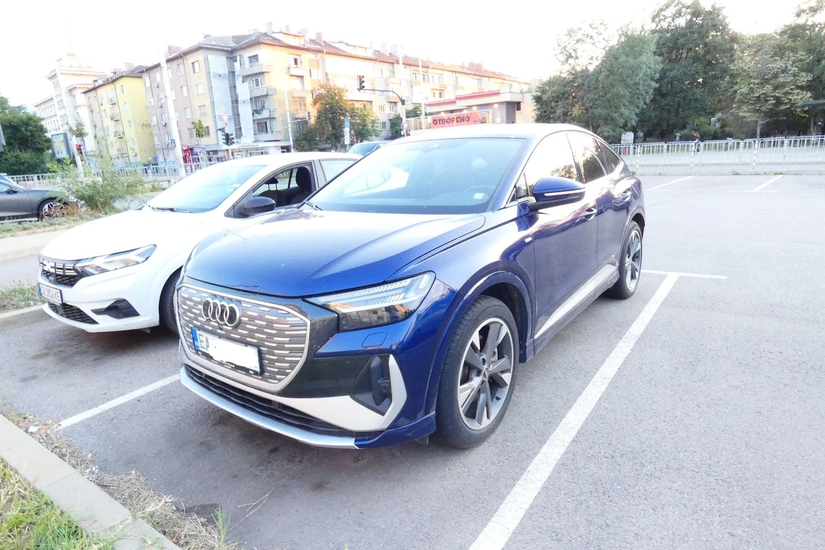 Audi Q4 Sportback, E-Tron, 40 S-Line, снимка 5 - Автомобили и джипове - 56123337