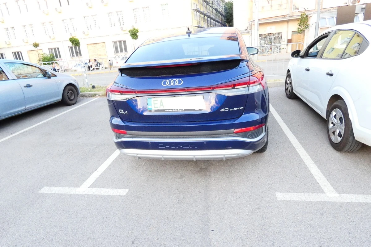 Audi Q4 Sportback, E-Tron, 40 S-Line, снимка 6 - Автомобили и джипове - 56123337