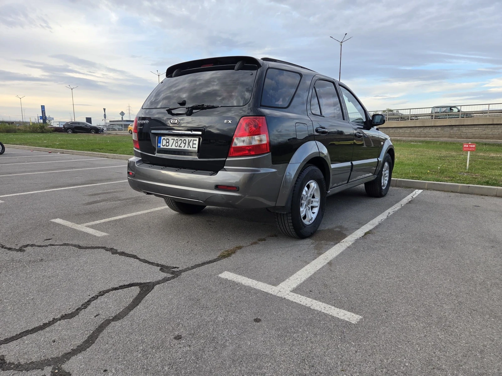Kia Sorento EX, снимка 4 - Автомобили и джипове - 56508521