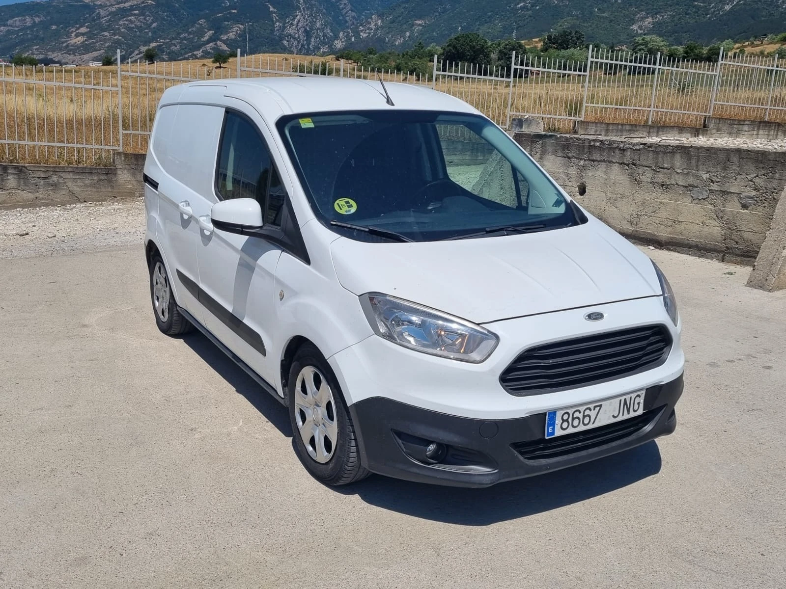 Ford Tourneo  - изображение 2