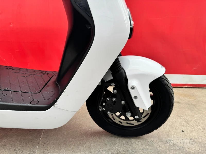 Други Друг  Yadea G5с 49cc. 2, 3kw!, снимка 7 - Мотоциклети и мототехника - 53527312