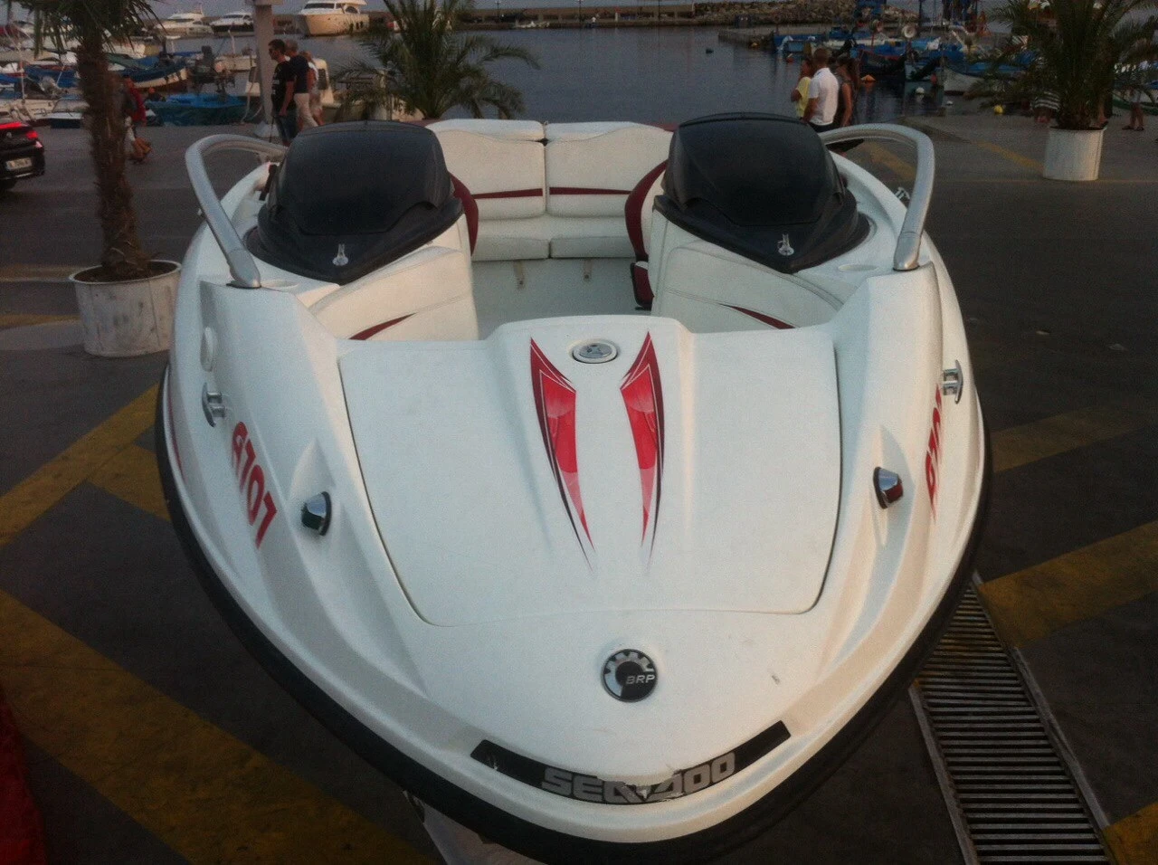 Лодка Bombardier Sea Doo Speedster - изображение 5