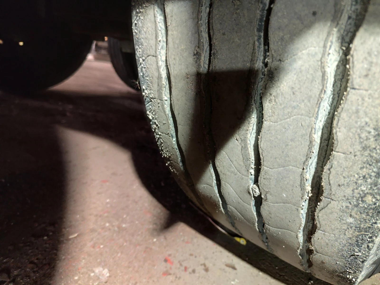 Полуремарке Schwarzmuller Буге, снимка 11 - Ремаркета - 53682989