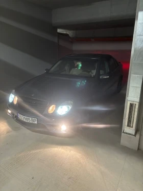 Mercedes-Benz E 500, снимка 9
