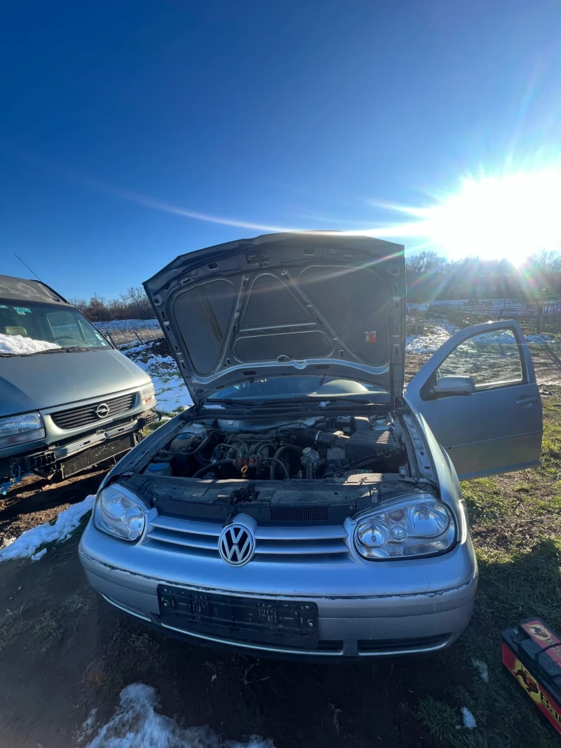 VW Golf, снимка 1 - Автомобили и джипове - 48753968