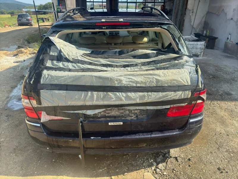 Mercedes-Benz E 270 W211, снимка 5 - Автомобили и джипове - 52833642