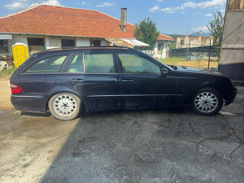 Mercedes-Benz E 270 W211, снимка 2 - Автомобили и джипове - 52833642