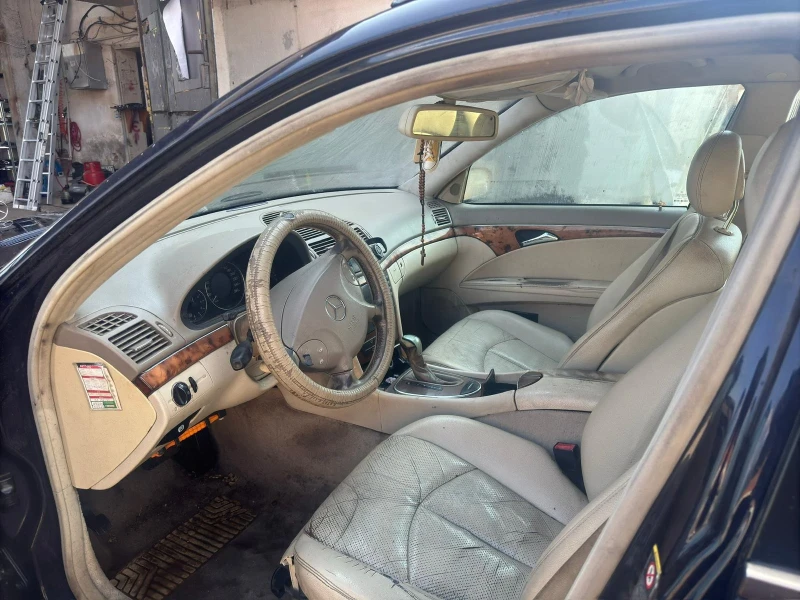 Mercedes-Benz E 270 W211, снимка 4 - Автомобили и джипове - 52833642