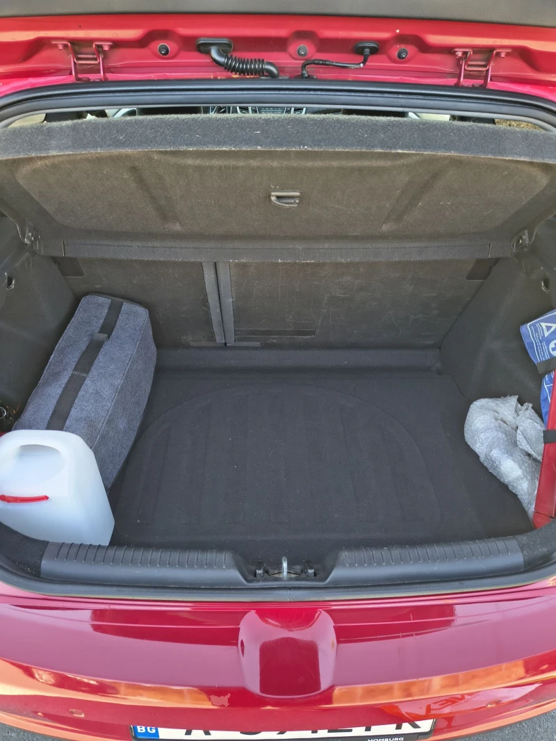 Hyundai I30 1.4i, снимка 12 - Автомобили и джипове - 51539694