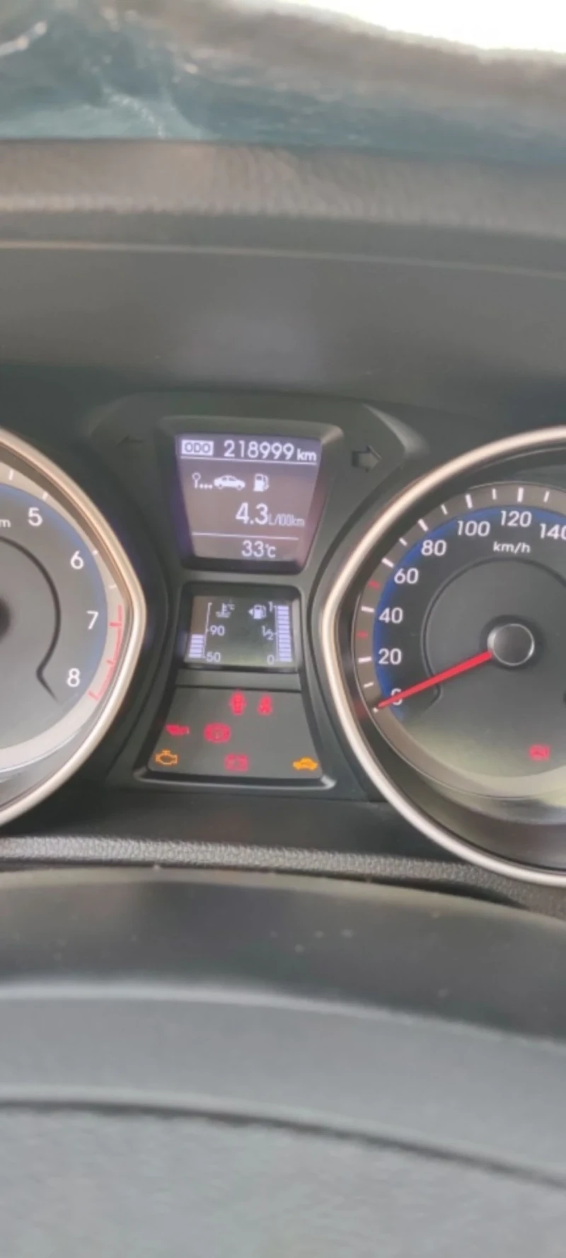 Hyundai I30 1.4i, снимка 17 - Автомобили и джипове - 51539694