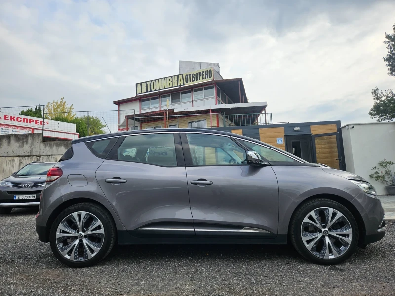 Renault Scenic 1.5TDCI, снимка 4 - Автомобили и джипове - 51939551