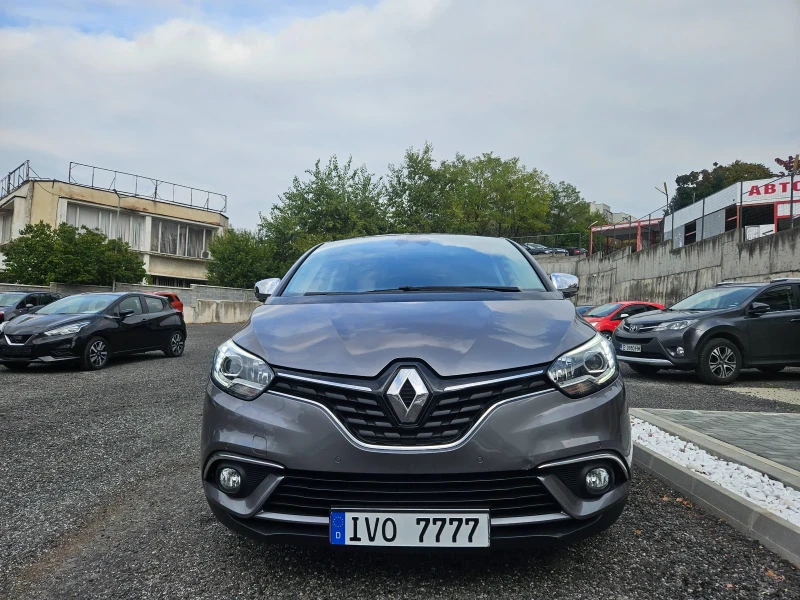 Renault Scenic 1.5TDCI, снимка 6 - Автомобили и джипове - 51939551