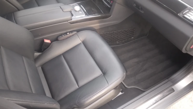 Mercedes-Benz E 350 Mercedes-Benz E-Klasse E 350 CDI 4Matic Avantgarde, снимка 9 - Автомобили и джипове - 52642192