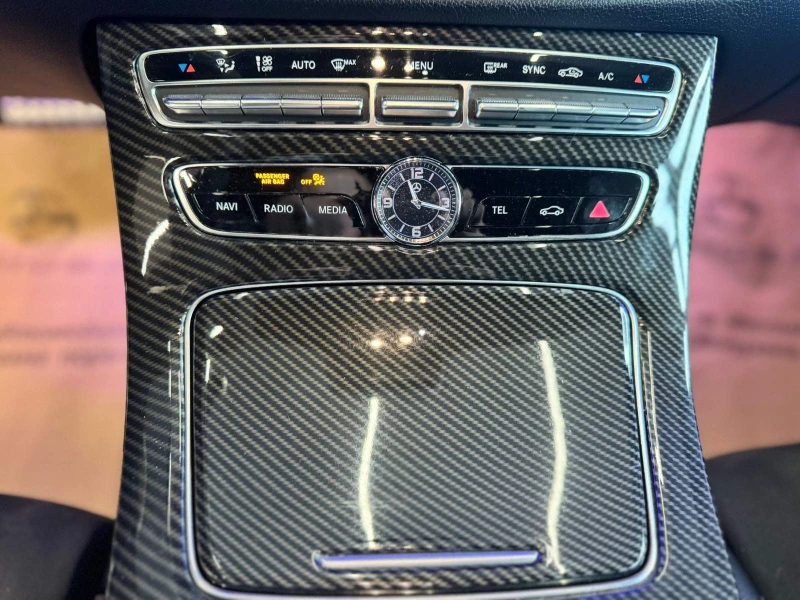 Mercedes-Benz E 220 AMG* Carbon* Ambient * Burm 3D* Лизинг, снимка 10 - Автомобили и джипове - 52772307