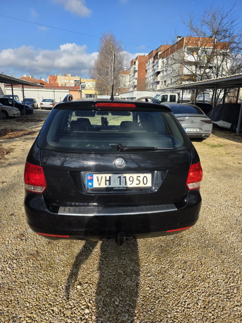 VW Golf, снимка 5 - Автомобили и джипове - 52805559
