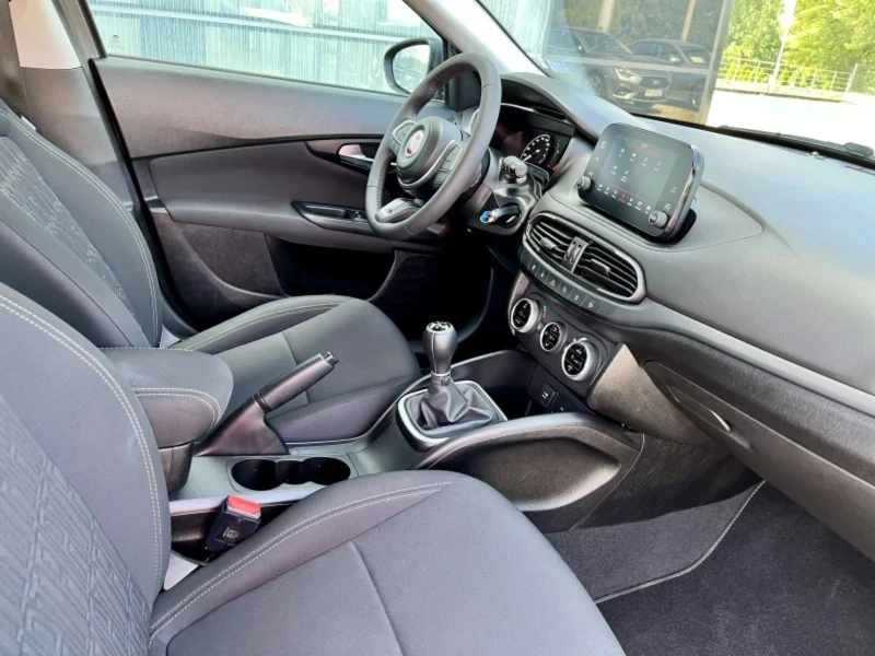 Fiat Tipo 17000км., снимка 10 - Автомобили и джипове - 53203689