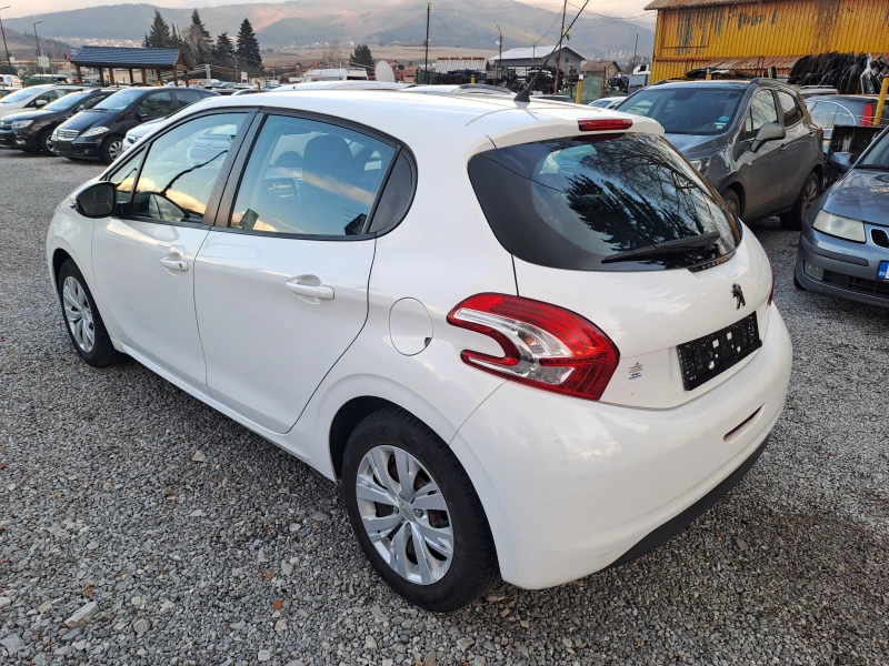 Peugeot 208 1.0 VTI, снимка 5 - Автомобили и джипове - 53295363