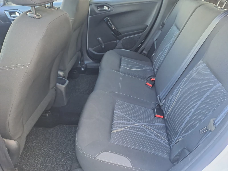 Peugeot 208 1.0 VTI, снимка 14 - Автомобили и джипове - 53295363