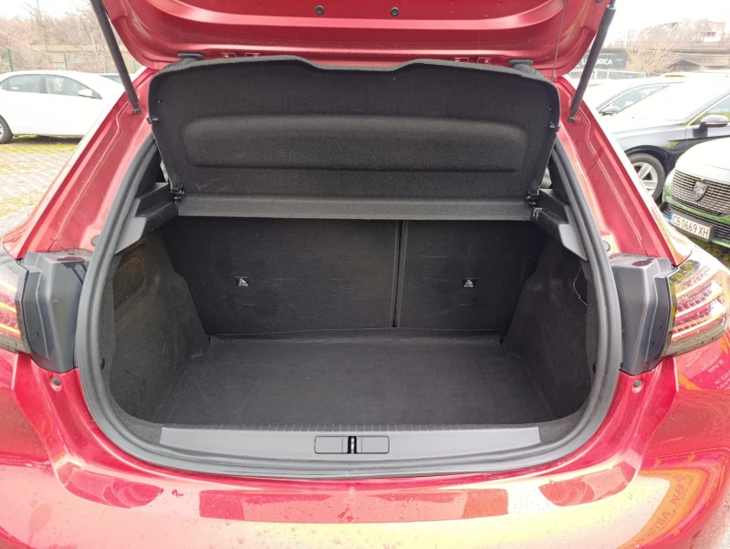 Peugeot 208 GT HYBRID- Гаранция, снимка 13 - Автомобили и джипове - 53368943