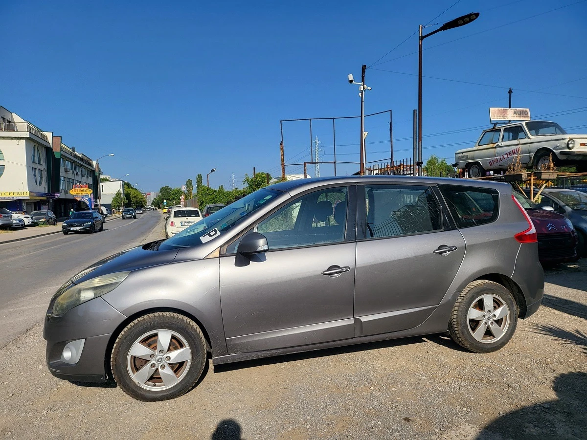 Renault Scenic 1.9cdti- 7 места - изображение 10