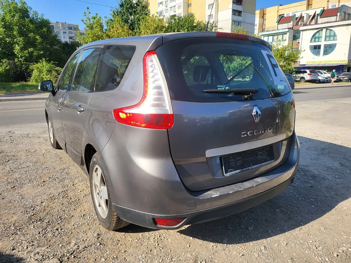 Renault Scenic 1.9cdti- 7 места - изображение 8