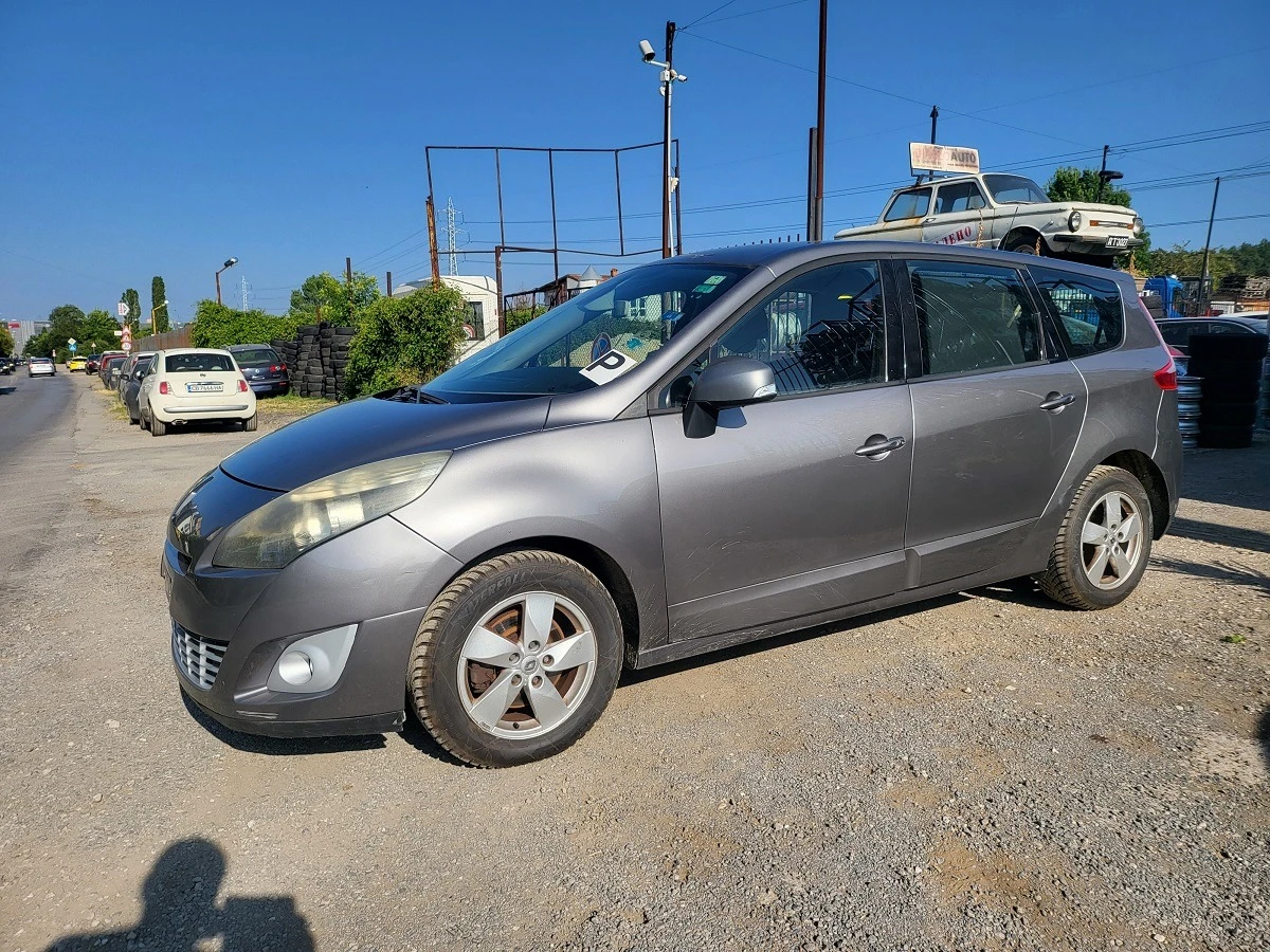 Renault Scenic 1.9cdti- 7 места - изображение 3