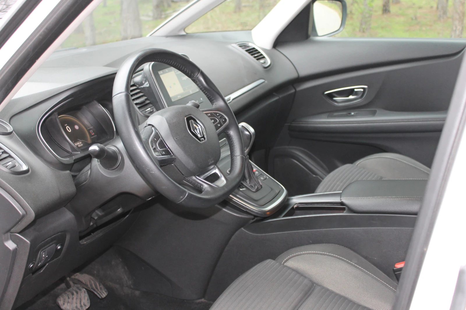 Renault Scenic ИТАЛИЯ, EVRO 6B | Mobile.bg — изображение 13