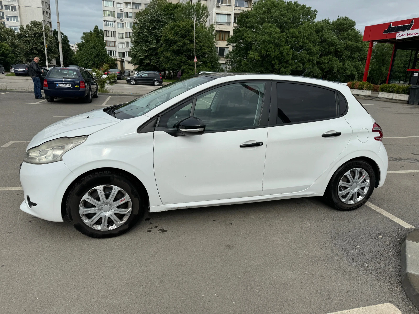 Peugeot 208 1.2 VTI GAZ - изображение 5