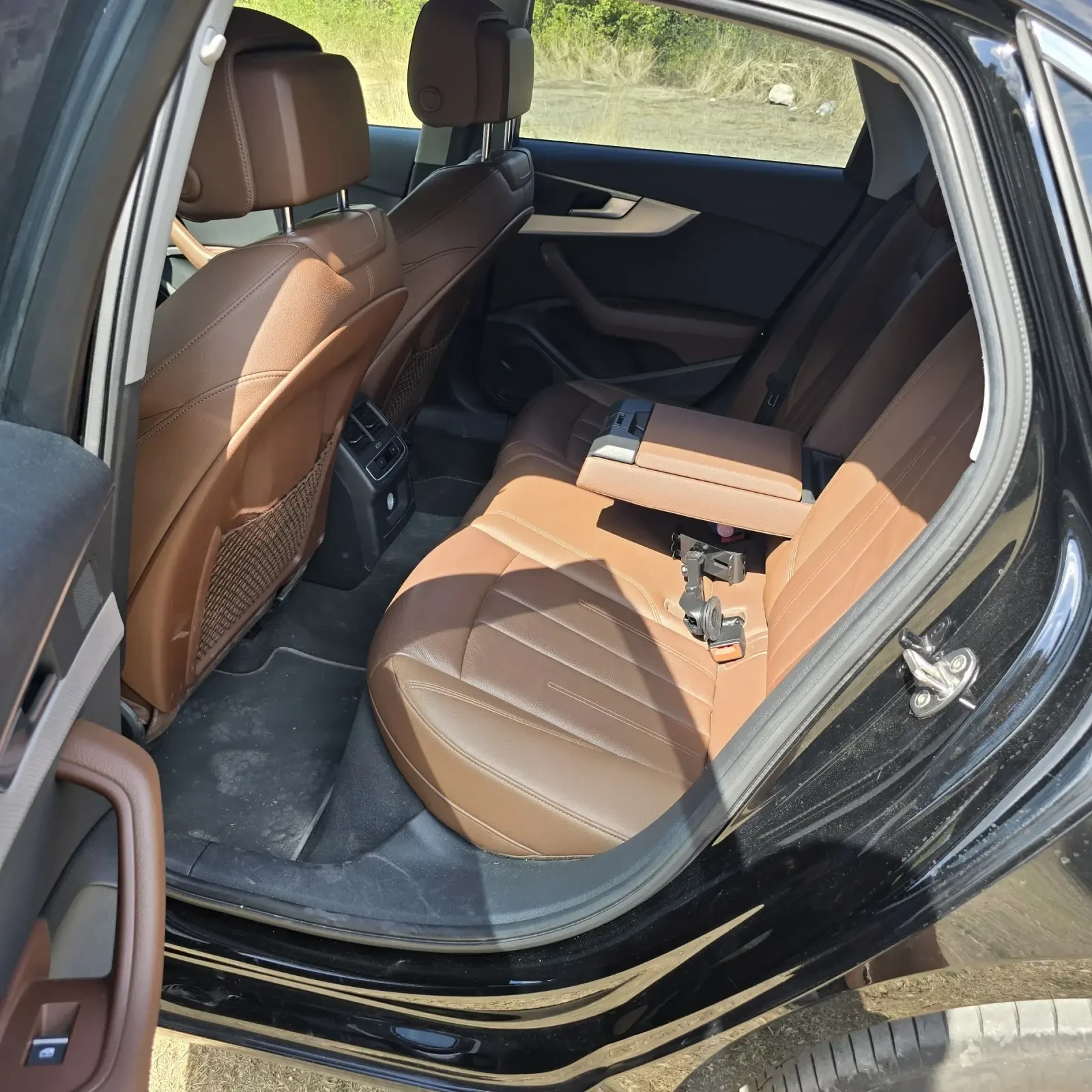 Audi A4 Quattro, digital cockpit, leather, ultra diesel | Mobile.bg   13