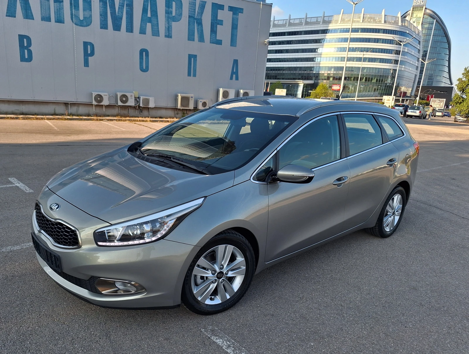 Kia Ceed 1.6 НАВИ-LED - [1] 